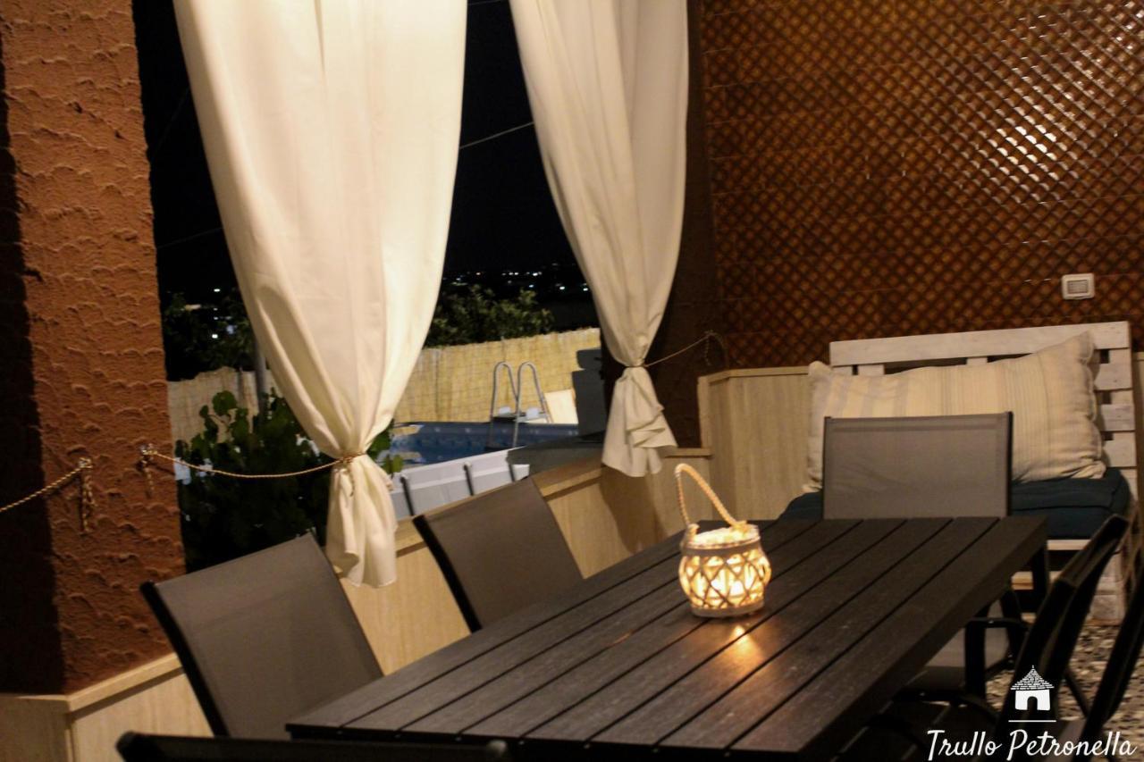 Trullo Petronella Villa ชิสแตร์นีโน ภายนอก รูปภาพ