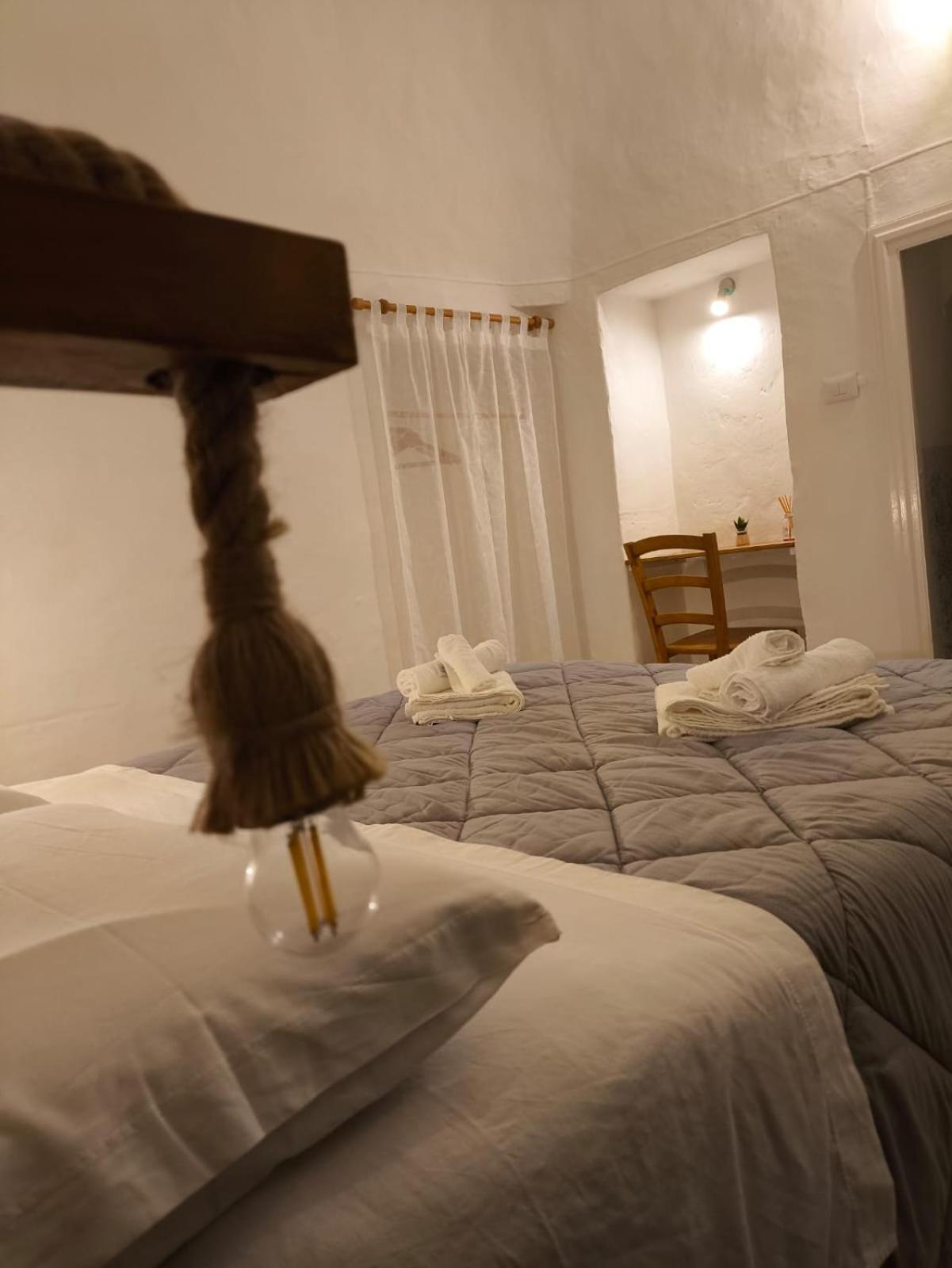 Trullo Petronella Villa ชิสแตร์นีโน ภายนอก รูปภาพ